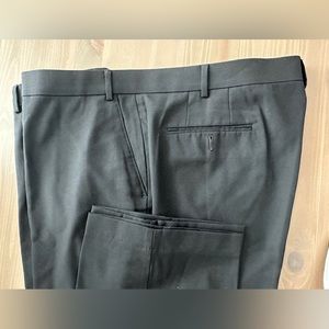 Men’s Dress Pants in black Ralph Lauren 46W